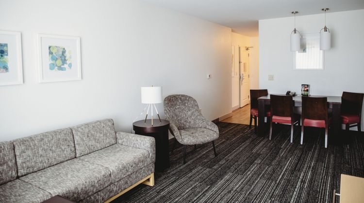 TownePlace Suites Aberdeen Suite