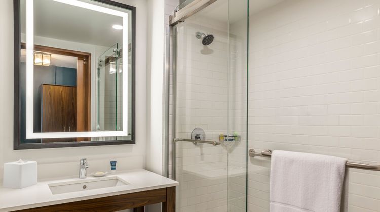 Four Points Sheraton Monterrey Airport Room