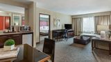 Crowne Plaza Houston Galleria Area Suite