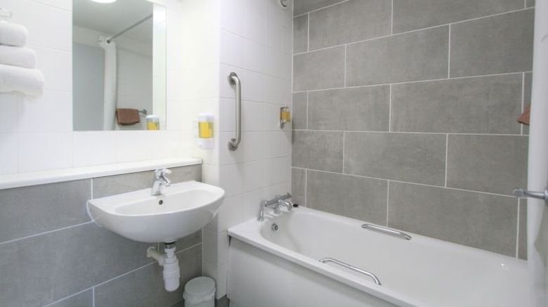 <b>CitiLodge Hotel Wakefield Room</b>. Images powered by <a href="https://www.leonardoworldwide.com/" title="Leonardo Worldwide" target="_blank">Leonardo</a>.