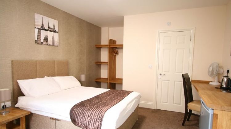 Travelodge Wakefield Room