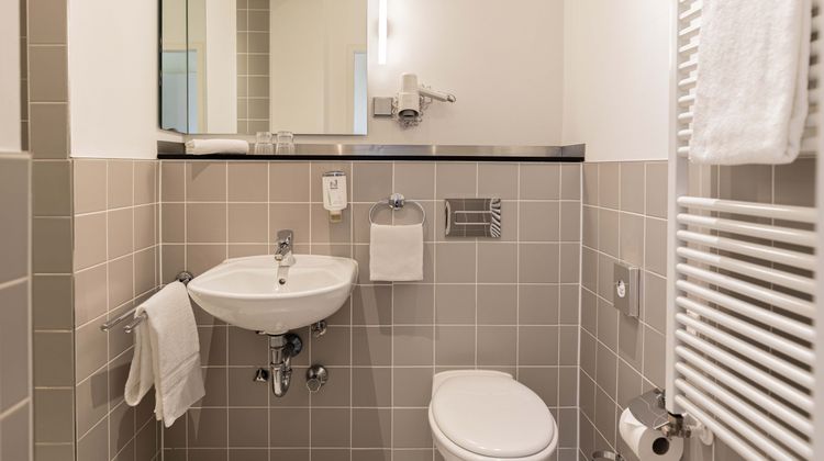 Novum Hotel Gates Berlin Room