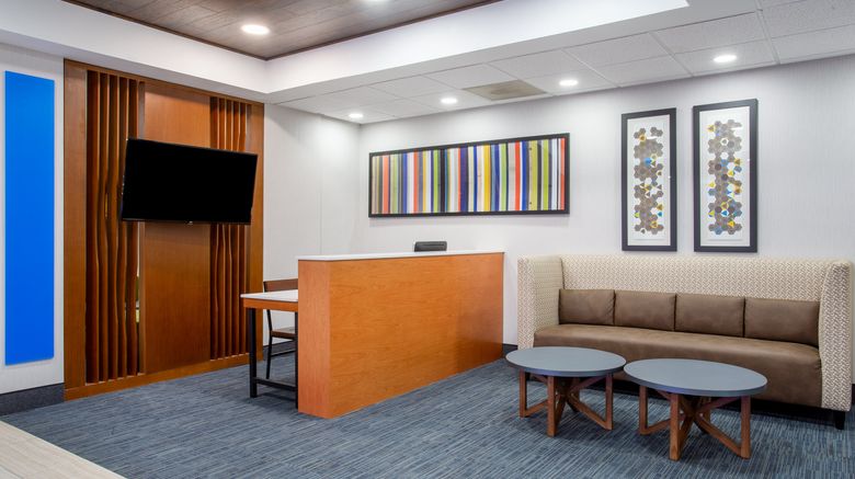 <b>Holiday Inn Express & Suites Lobby</b>. Images powered by <a href="https://www.leonardoworldwide.com/" title="Leonardo Worldwide" target="_blank">Leonardo</a>.
