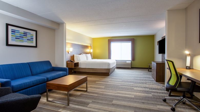 <b>Holiday Inn Express & Suites Suite</b>. Images powered by <a href="https://www.leonardoworldwide.com/" title="Leonardo Worldwide" target="_blank">Leonardo</a>.