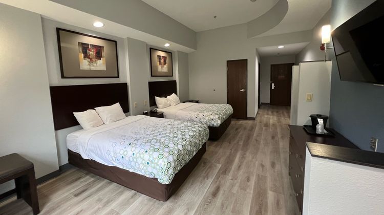 Hometowne Studios & Suites Washington Room