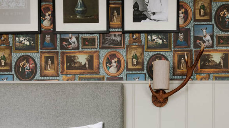 <b>Hare & Hounds Hotel Suite</b>. Images powered by <a href="https://www.leonardoworldwide.com/" title="Leonardo Worldwide" target="_blank">Leonardo</a>.