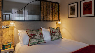 Hare & Hounds Hotel