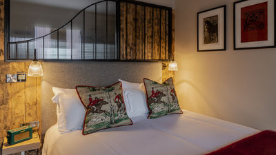 Hare & Hounds Hotel