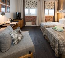Krapi Hotel Room