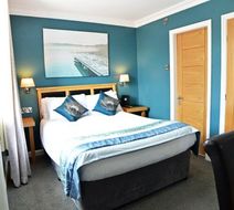 Dovedale Hotel Room
