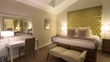 Sandford Springs Hotel & Golf Club Suite