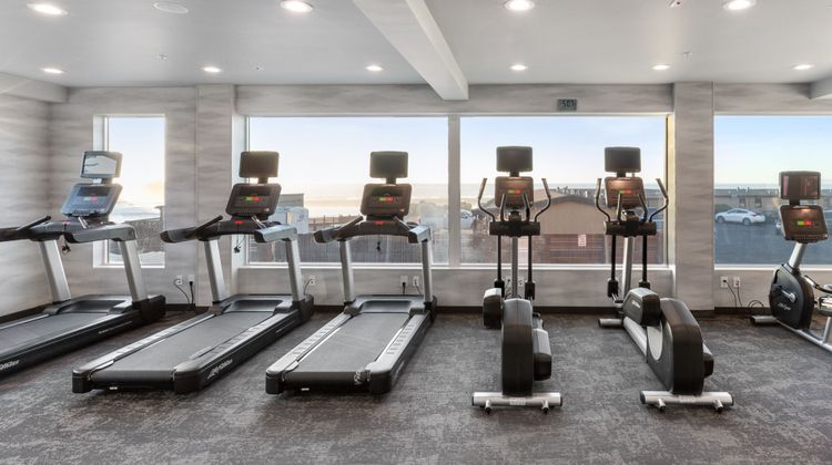 Fairfield Inn & Suites Pacifica Recreation