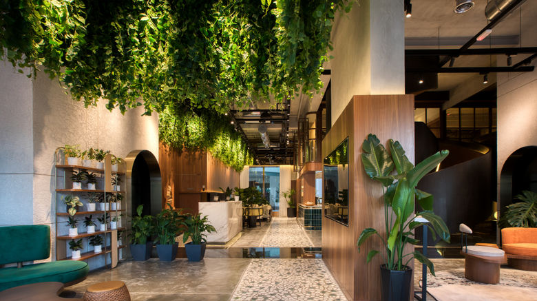 <b>The Luma Hotel Lobby</b>. Images powered by <a href="https://www.leonardoworldwide.com/" title="Leonardo Worldwide" target="_blank">Leonardo</a>.