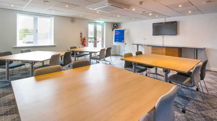 Holiday Inn Express Manchester East Meeting