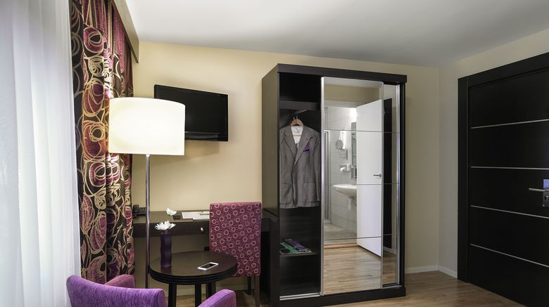 <b>Jarva Park Hotel Room</b>. Images powered by <a href="https://www.leonardoworldwide.com/" title="Leonardo Worldwide" target="_blank">Leonardo</a>.