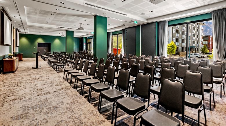 <b>Holiday Inn Remarkables Park Ballroom</b>. Images powered by <a href="https://www.leonardoworldwide.com/" title="Leonardo Worldwide" target="_blank">Leonardo</a>.