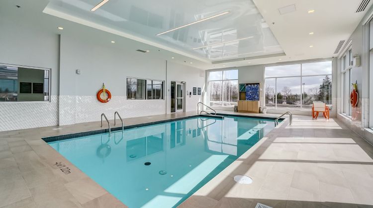 Holiday Inn Gatineau Ottawa Pool