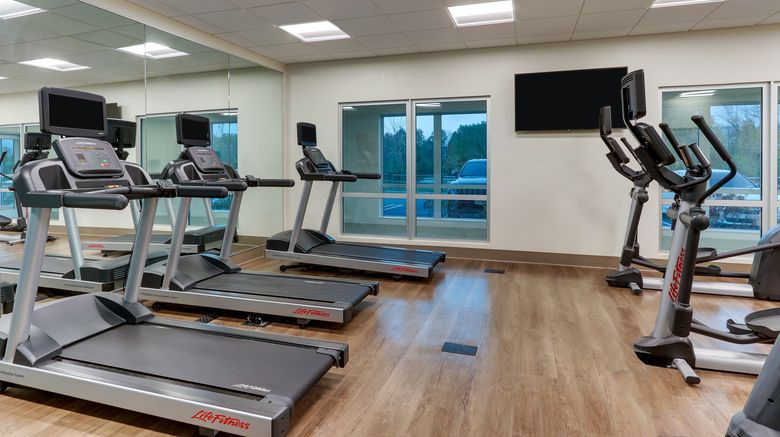 <b>Holiday Inn Express & Suites Health Club</b>. Images powered by <a href="https://www.leonardoworldwide.com/" title="Leonardo Worldwide" target="_blank">Leonardo</a>.