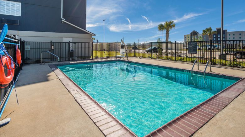<b>Candlewood Suites Lake Charles-Sulphur Pool</b>. Images powered by <a href="https://www.leonardoworldwide.com/" title="Leonardo Worldwide" target="_blank">Leonardo</a>.