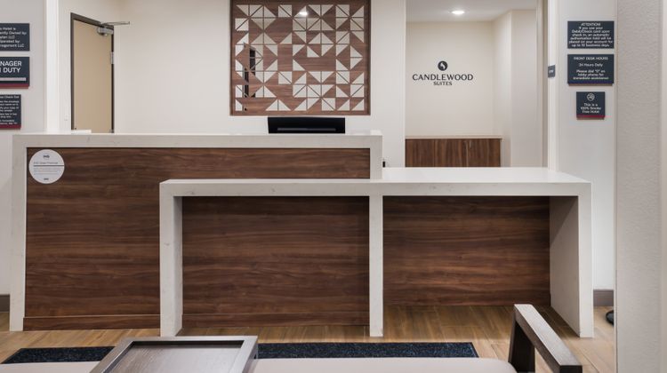 Candlewood Suites Lake Charles-Sulphur Lobby