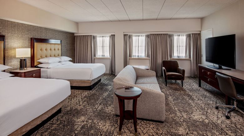<b>Sheraton Boston Needham Hotel Suite</b>. Images powered by <a href="https://www.leonardoworldwide.com/" title="Leonardo Worldwide" target="_blank">Leonardo</a>.
