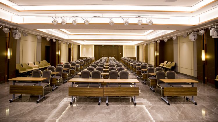 Holiday Inn Express Exhibition Center Meeting
