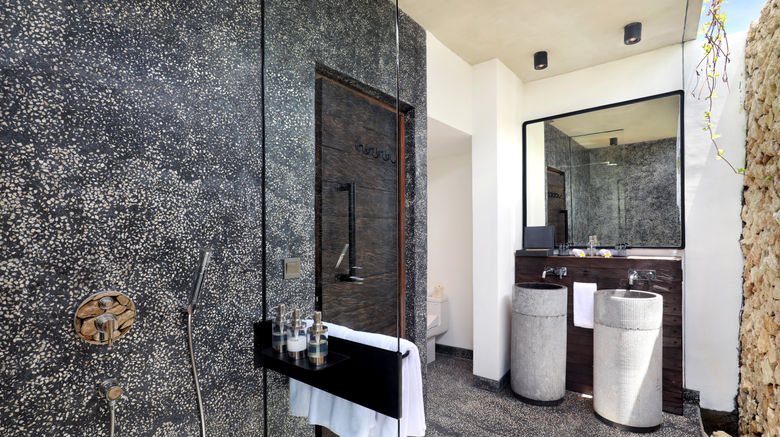 <b>Maua Nusa Penida Bali Room</b>. Images powered by <a href="https://www.leonardoworldwide.com/" title="Leonardo Worldwide" target="_blank">Leonardo</a>.