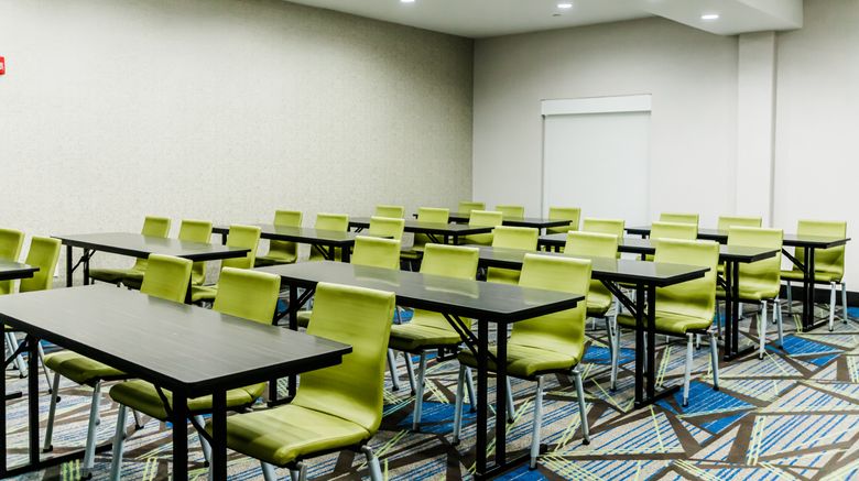 <b>Holiday Inn Express & Suites Andalusia Meeting</b>. Images powered by <a href="https://www.leonardoworldwide.com/" title="Leonardo Worldwide" target="_blank">Leonardo</a>.