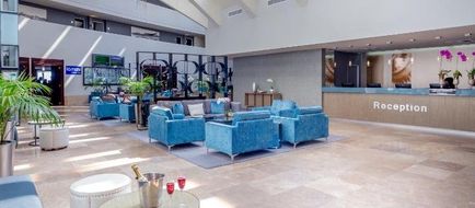 Lagoon Beach Hotel & Apartments Lobby