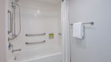 <b>Holiday Inn Express Room</b>. Images powered by <a href="https://www.leonardoworldwide.com/" title="Leonardo Worldwide" target="_blank">Leonardo</a>.