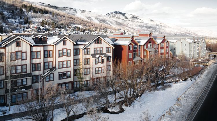 Marriott's Summit Watch Exterior