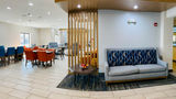 Holiday Inn Express Hotel & Suites Lobby