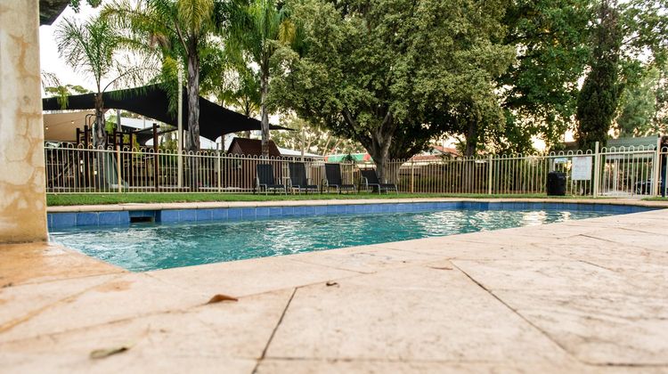 Wattle Grove Motel Pool