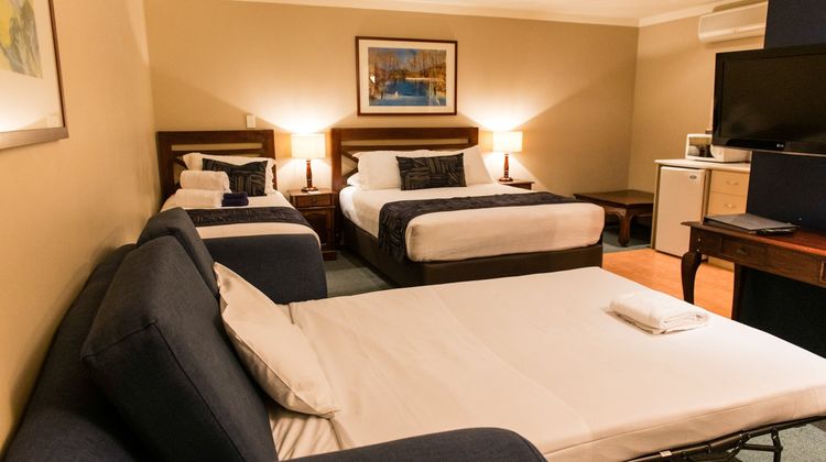Wattle Grove Motel Room