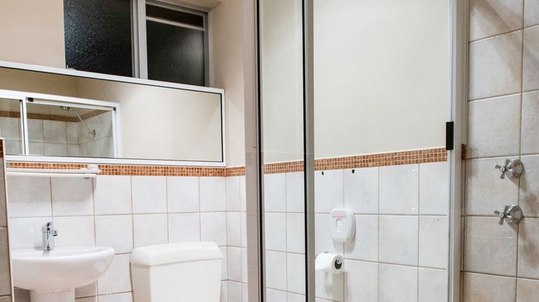 <b>Wattle Grove Motel Room</b>. Images powered by <a href="https://www.leonardoworldwide.com/" title="Leonardo Worldwide" target="_blank">Leonardo</a>.