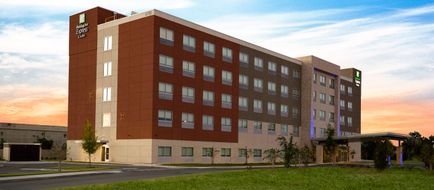 Holiday Inn Express & Suites Sanford Exterior