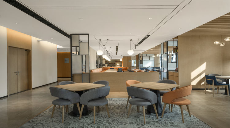 Holiday Inn Express Meishan Dongpo Restaurant