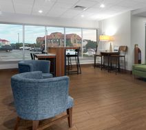 Holiday Inn Express/Stes N Myrtle Beach Lobby