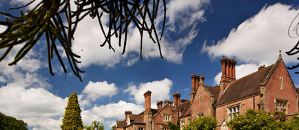 Alexander House & Utopia Spa Exterior