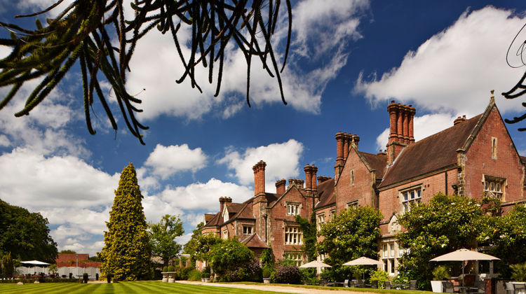 Alexander House & Utopia Spa Exterior
