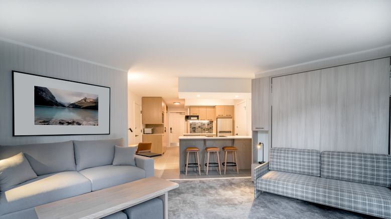 <b>Lake Louise Inn Suite</b>. Images powered by <a href="https://www.leonardoworldwide.com/" title="Leonardo Worldwide" target="_blank">Leonardo</a>.