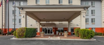 Holiday Inn Express Charlotte West Exterior
