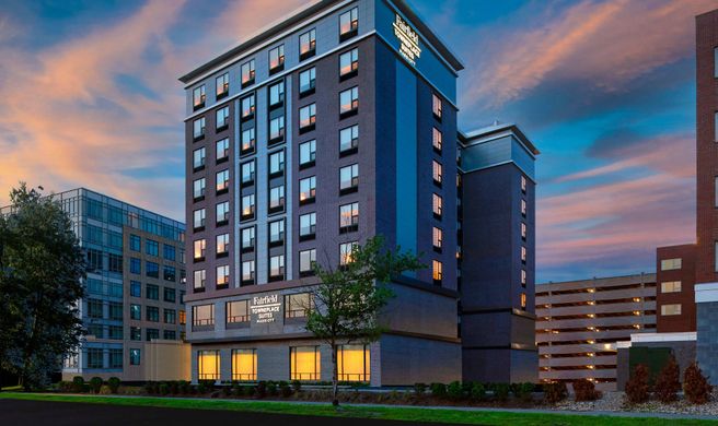 Fairfield Inn & Suites Boston Medford Exterior