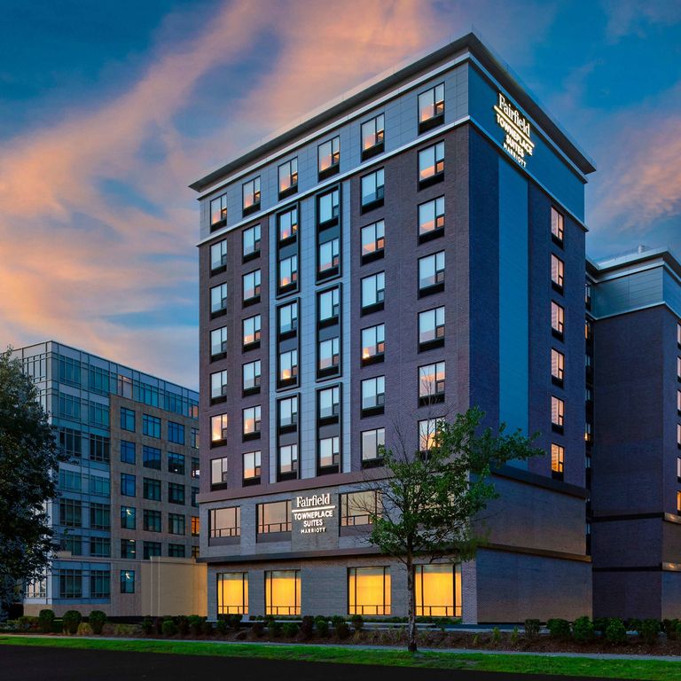 Fairfield Inn & Suites Boston Medford