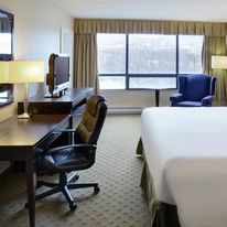 Greenwood Hotel & Suites