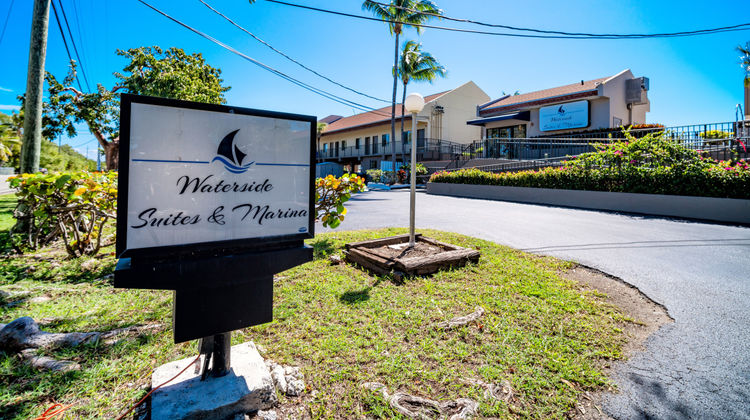 Key West Inn Exterior