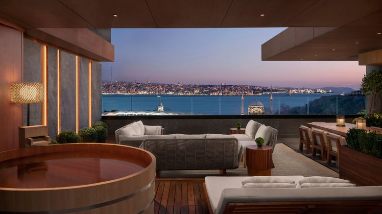 <b>The Ritz-Carlton, Istanbul Room</b>. Images powered by <a href="https://www.leonardoworldwide.com/" title="Leonardo Worldwide" target="_blank">Leonardo</a>.