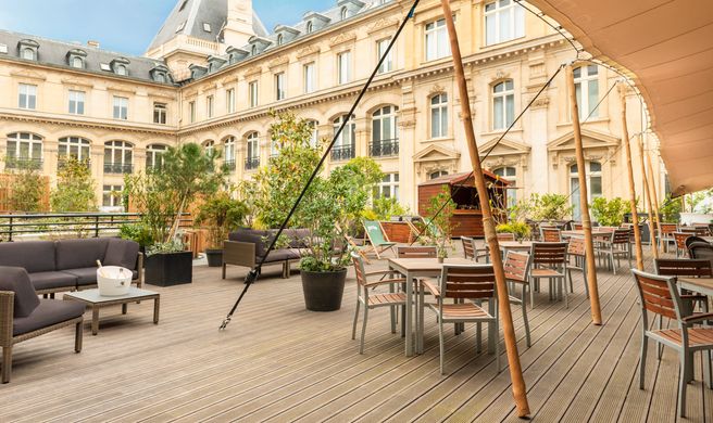Crowne Plaza Hotel Paris Republique Exterior