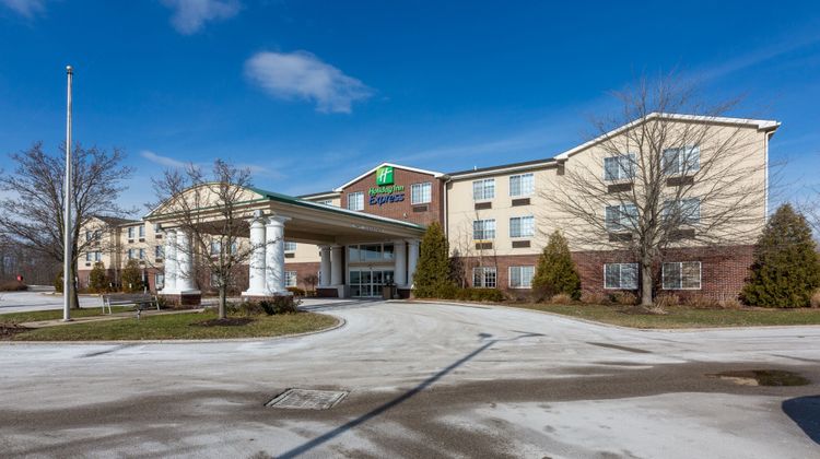 Holiday Inn Express Exterior