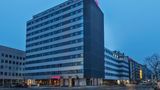 Moxy Duesseldorf City Exterior